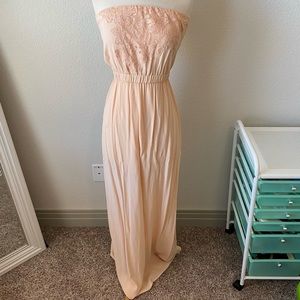 TWELFTH STREET BY CYNTHIA VINCENT Pink Lace Strapless Maxi Dress size Small